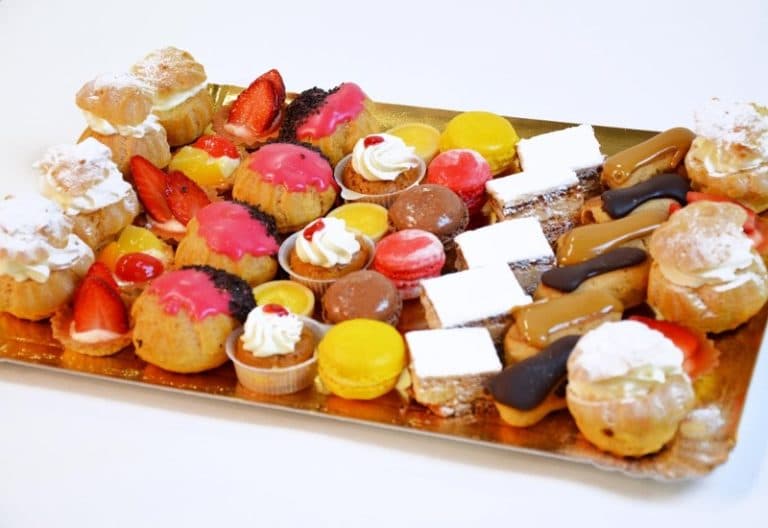 Petit-four (pâtisserie)