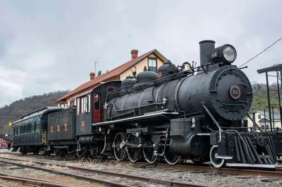 Locomotive